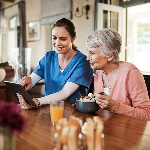 Pflegefachkraft und Karriere in der Pflege